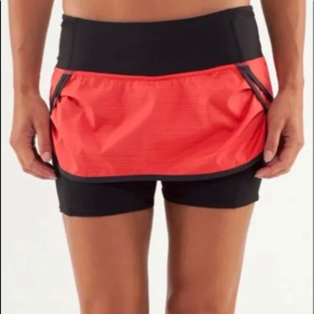 ⚽️Lululemon shorts. The first picture is a stock⚽️